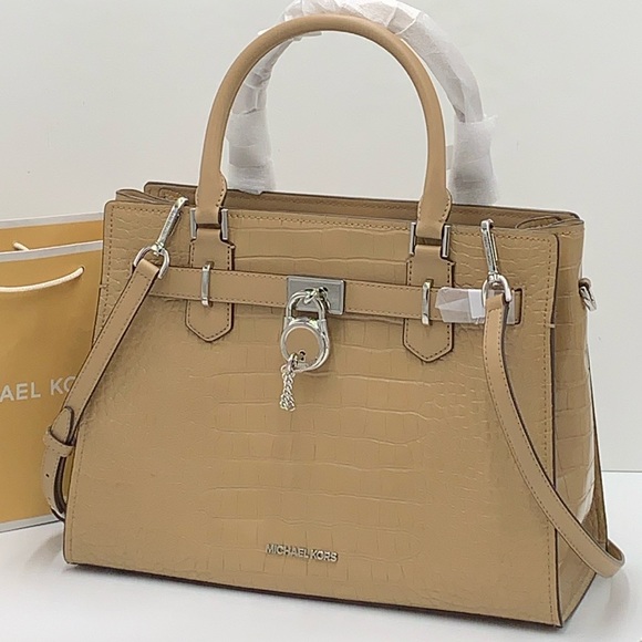 MICHAEL KORS HAMILTON MEDIUM SATCHEL
COLOR: Camel
NWT - Picture 2 of 16